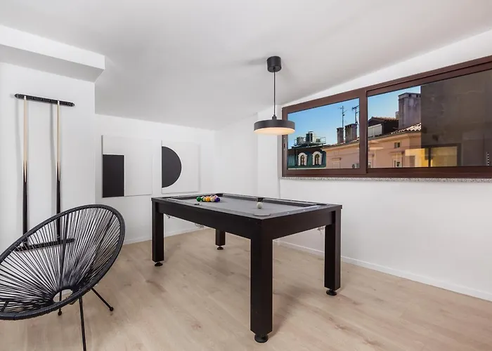 Pearl, Center Apartman