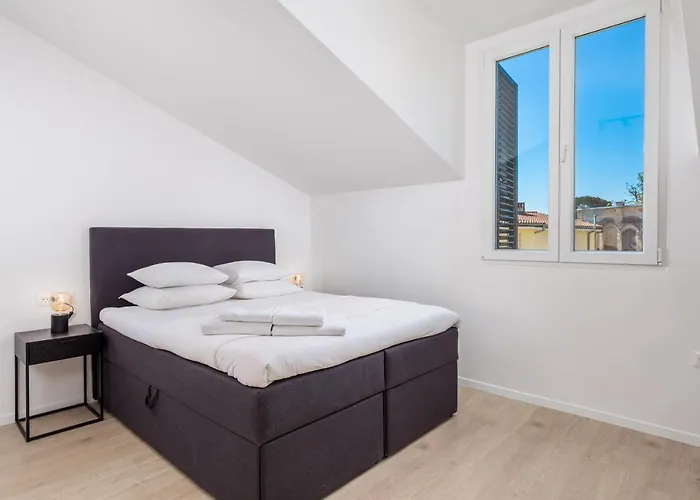 Pearl, Center Apartman Abbázia